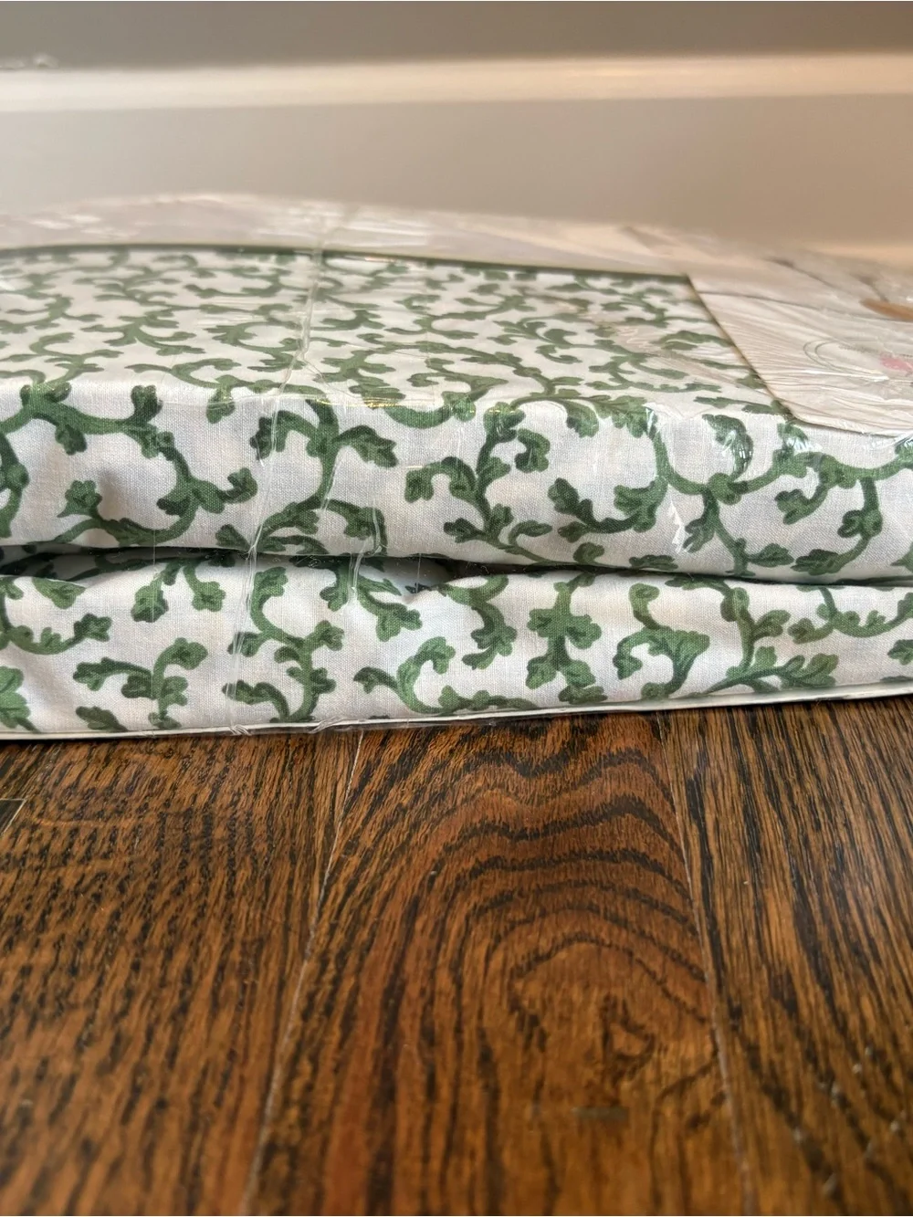 Croscill Vintage Twin Sheet Set Cream With Green Vine 180 Percale Jade